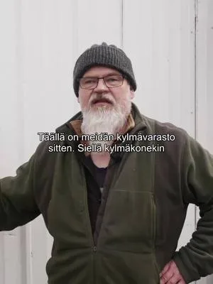 Pionit talvehtivat meillä maaliskuun loppuun saakka aivan rauhassa. Sitten alamme hoitaa niitä kevään olosuhteiden mukaisesti. Kuvattu meillä 19.3.26 #pionienkoti